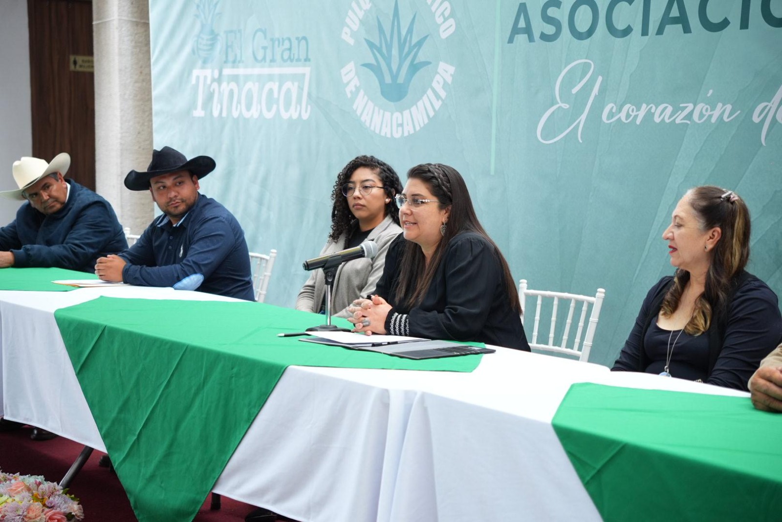Presentan en Congreso la marca 'Auténtico Pulque de Nanacamilpa'